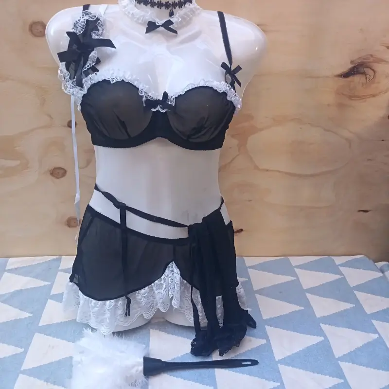Disfraz de sirvienta sexy con encaje negro y blanco - 2