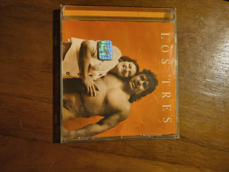 CD de música Los Tres con estuche original