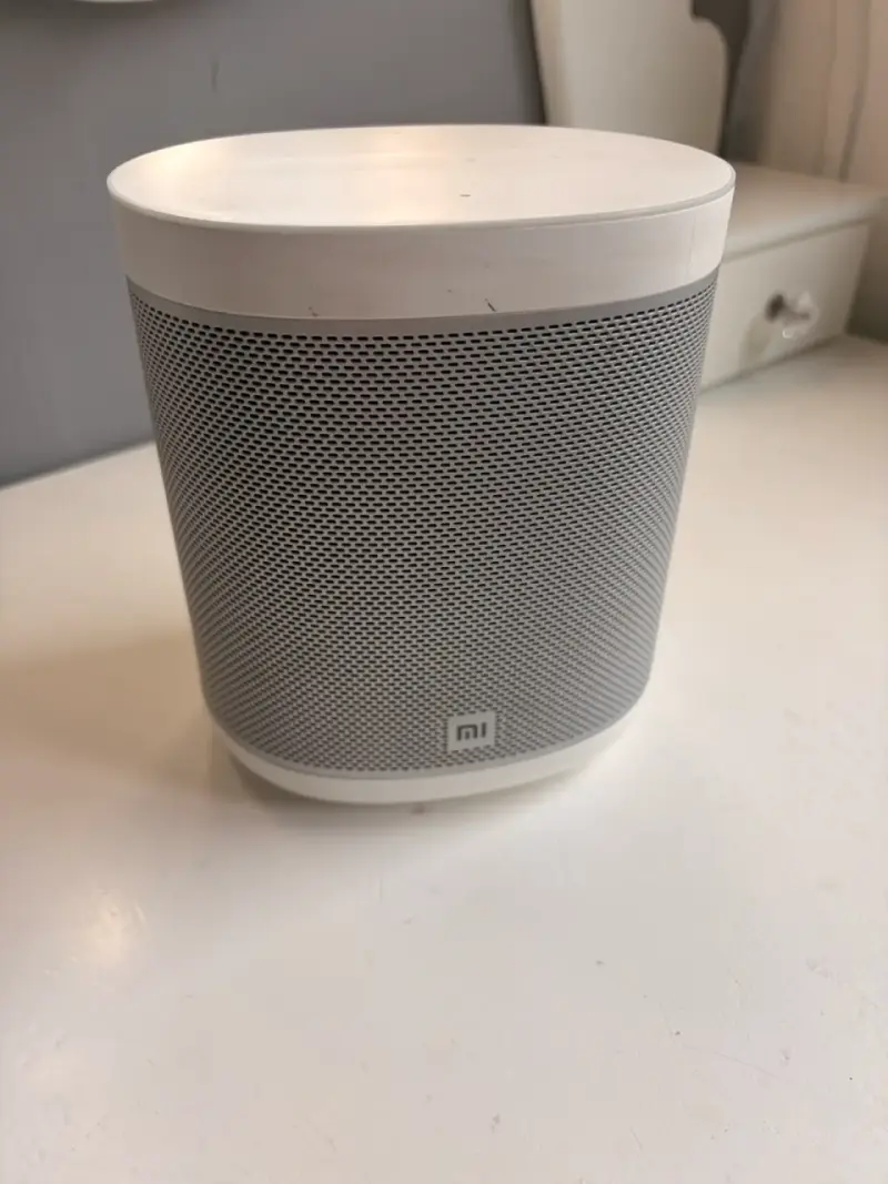 Altavoz inteligente Xiaomi Mi blanco con cargador - 1
