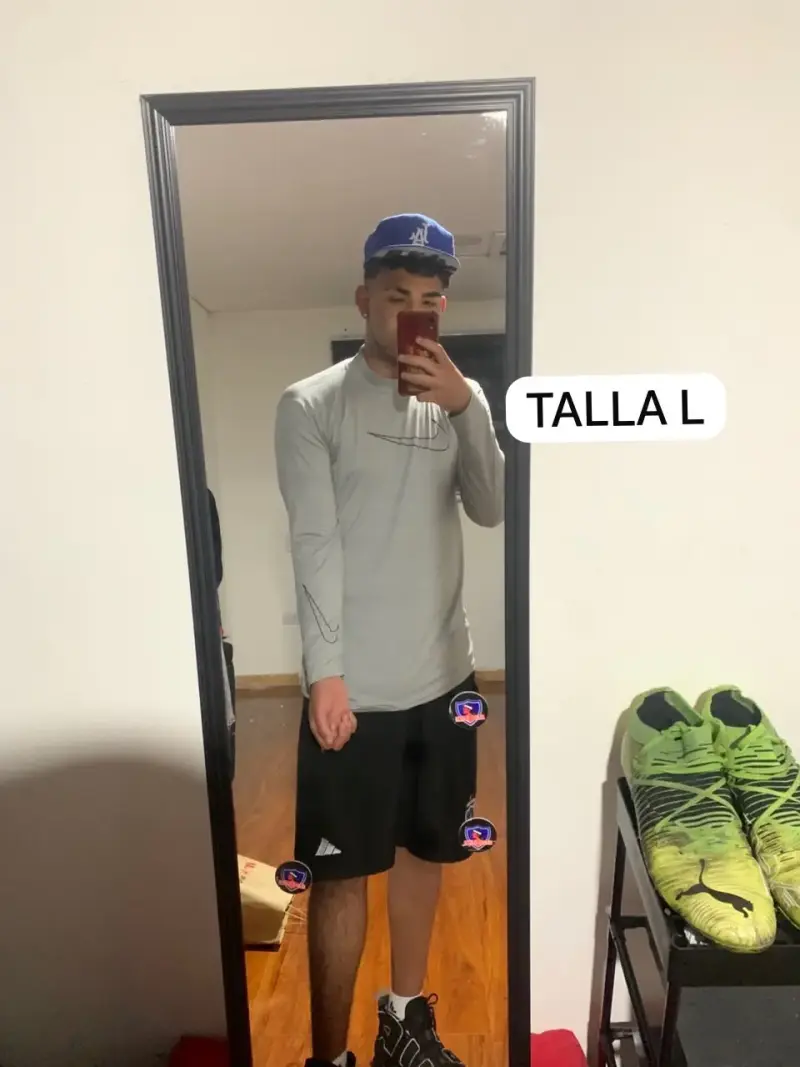 Polera deportiva Nike manga larga talla L - 5