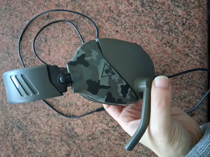 Audífonos Turtle Beach con micrófono camuflaje - 2