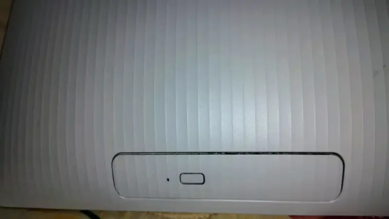 Computador All-in-One HP con teclado y mouse - 3
