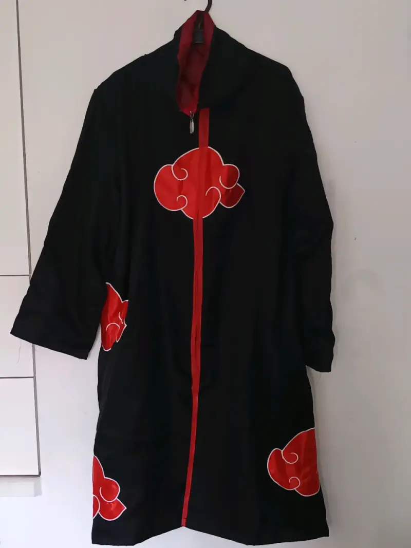 Capa de disfraz Akatsuki negra y roja