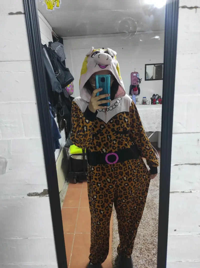 Disfraz de Miss Piggy con estampado leopardo