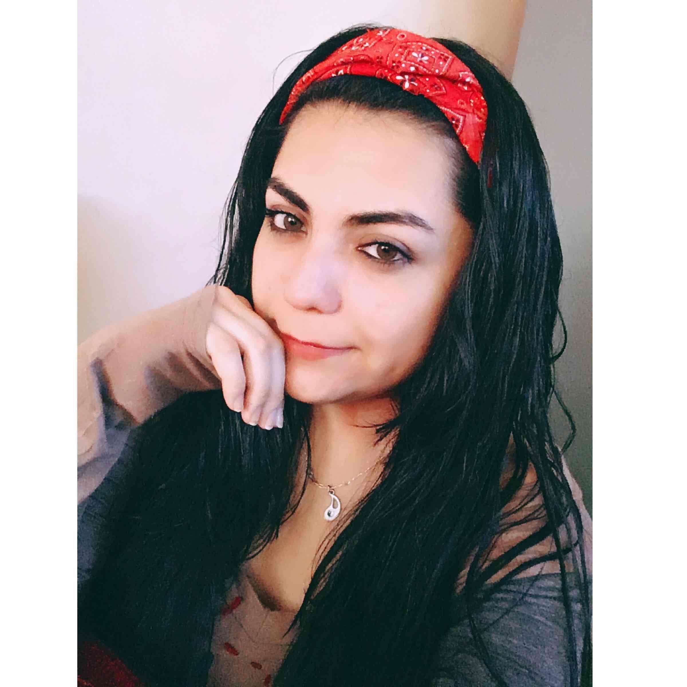 Yarela C.