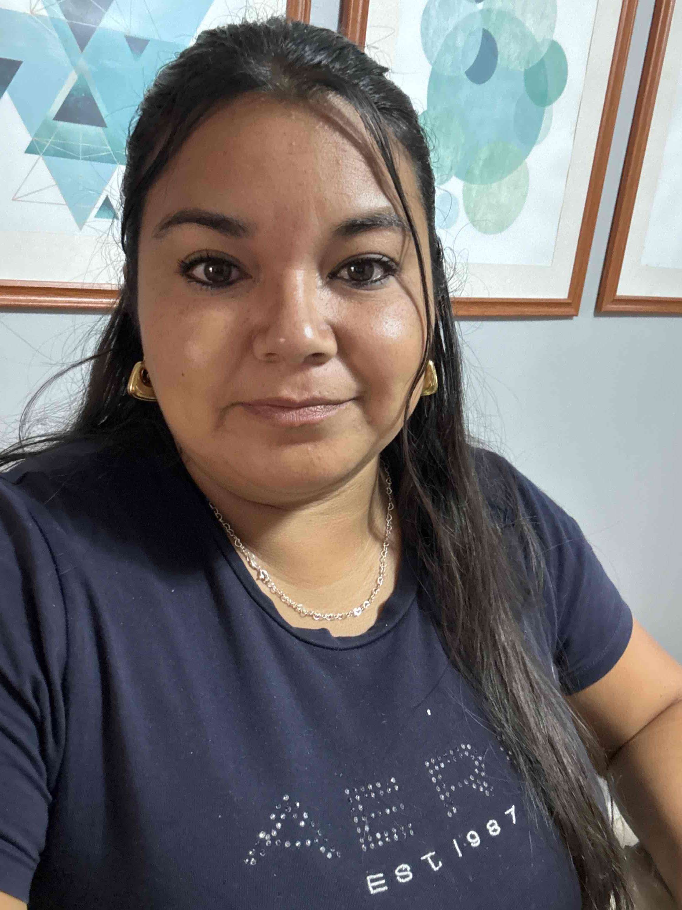 Ximena F.