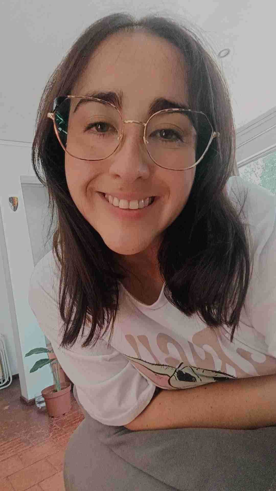 Viviana V.