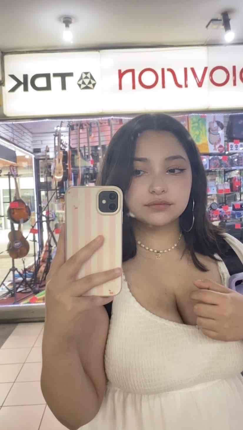 Victoria E.