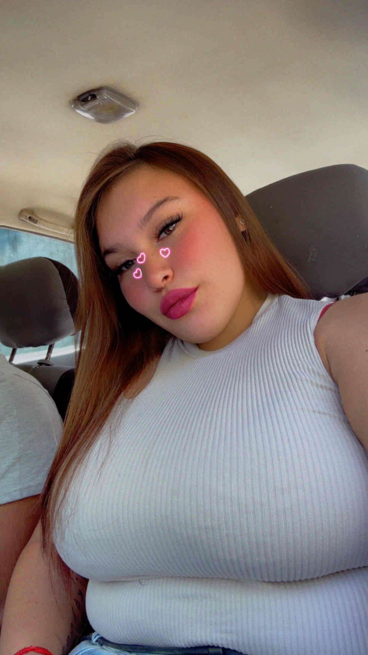 Constanza R.