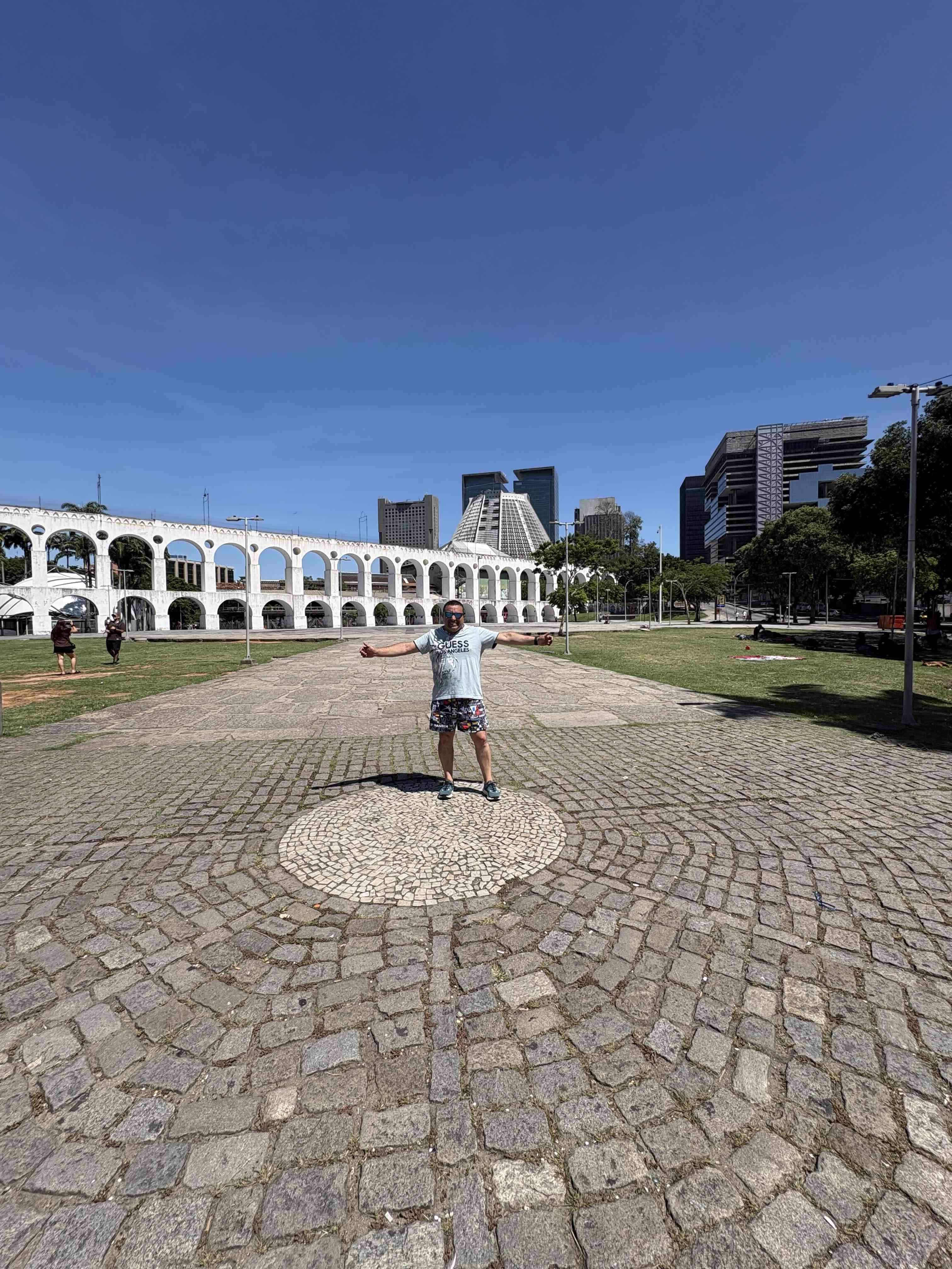 Marcelo E.