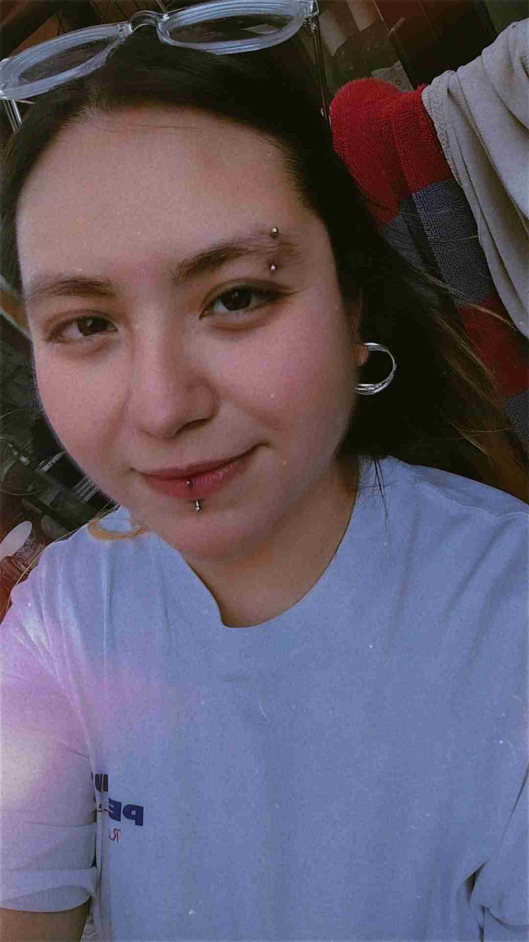 Vannia V.