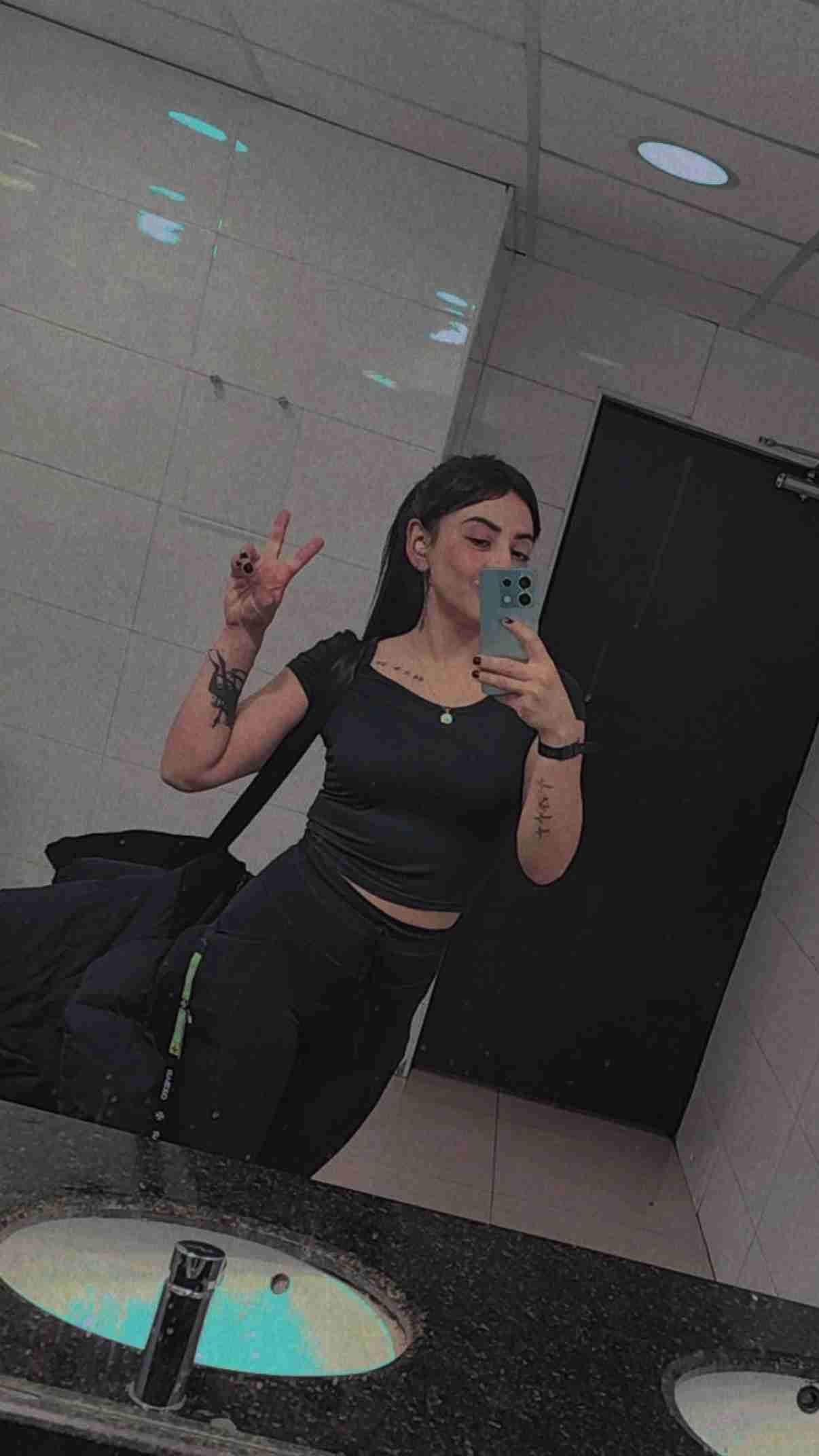 Fernanda A.