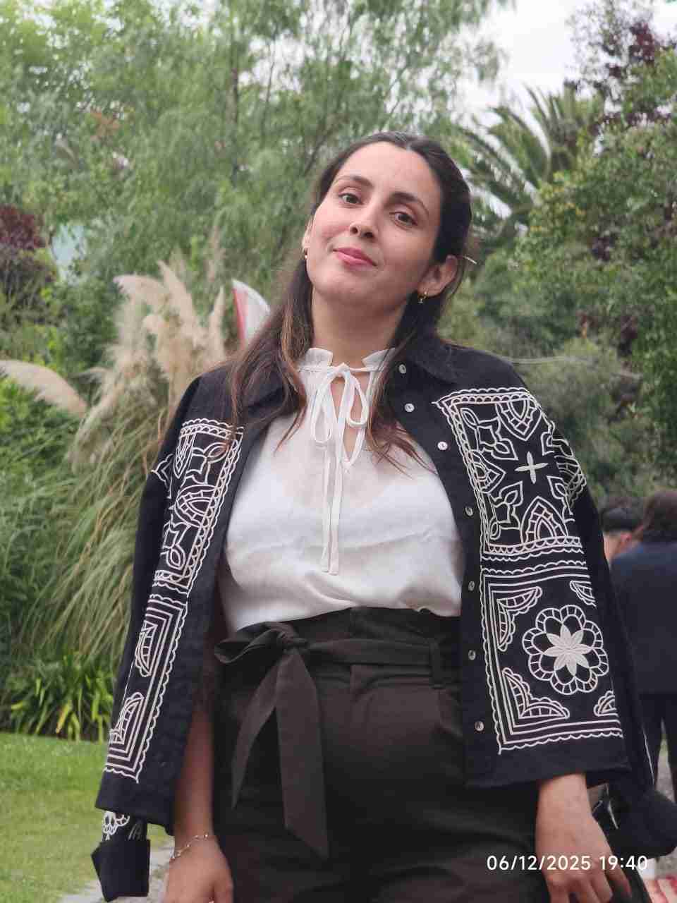 Constanza J.