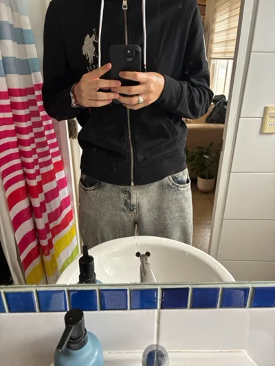 Adisson V.