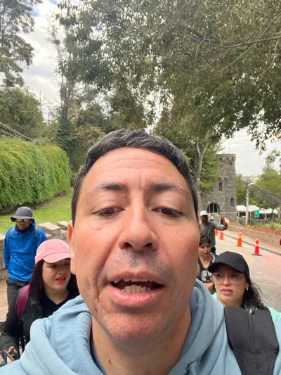 Mauricio V.