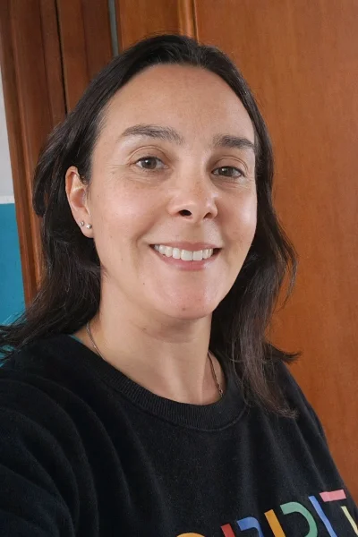 Claudia V.
