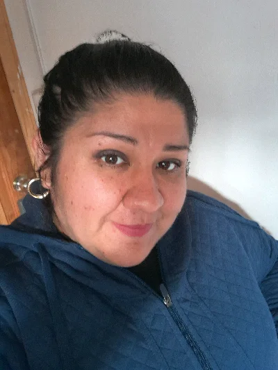 Ivonne R.