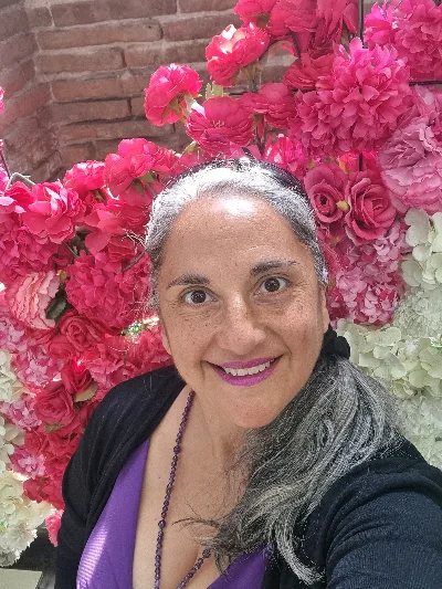 Mariadelia P.