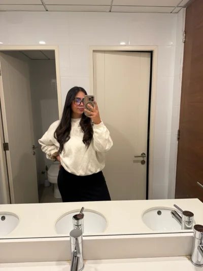 Karla V.