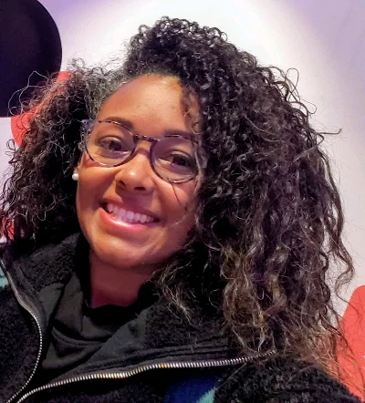 Zoe G.