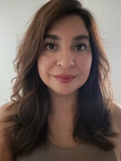 Maria F.