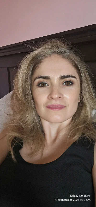 Leslie D.