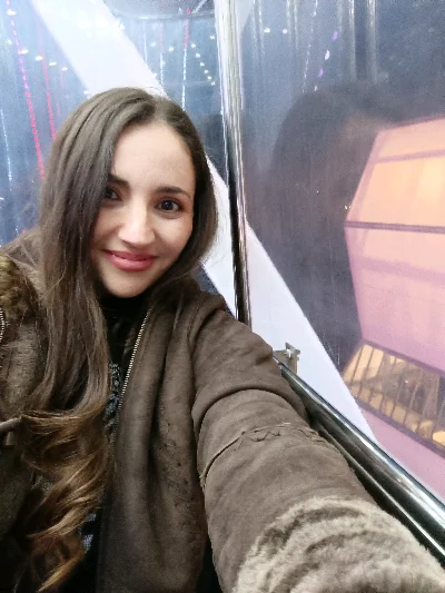 María B.