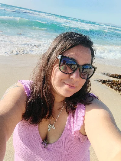 Ariela S.