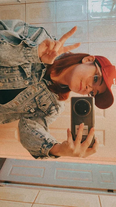 Camila O.