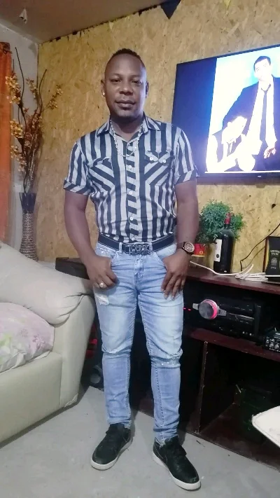Robinzon M.