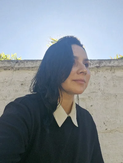 Fernanda V.