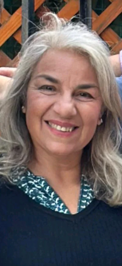 Ximena A.
