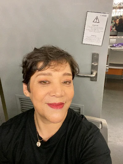 Lilián L.