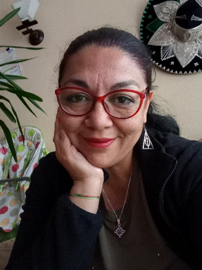 Daniela I.