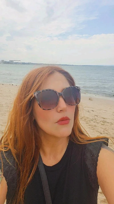 Jacqueline R.
