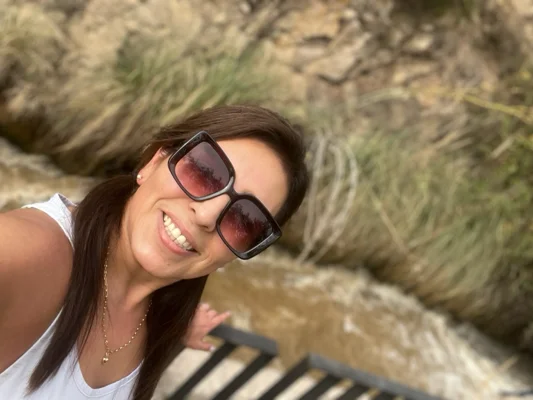 Paula R.