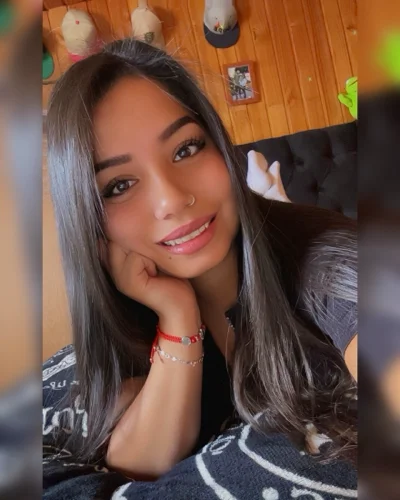 Estefania A.