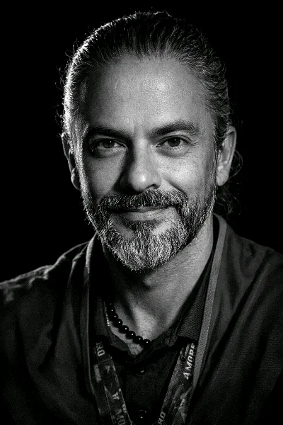 Mario I.