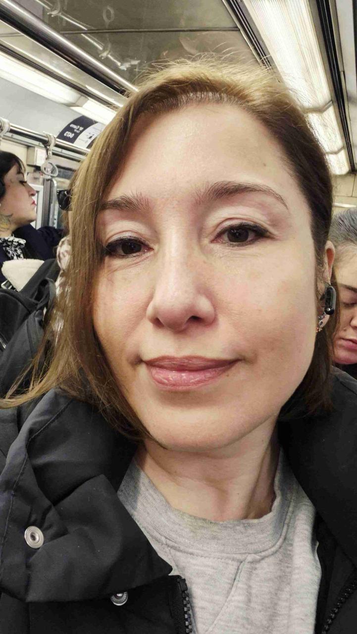 Leyla R.