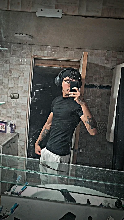 Cristian V.