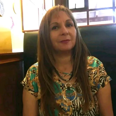 Ivonne A.