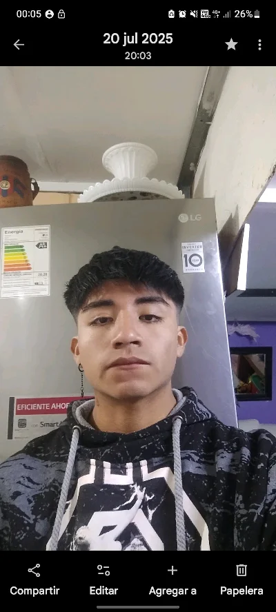 Jhoan F.