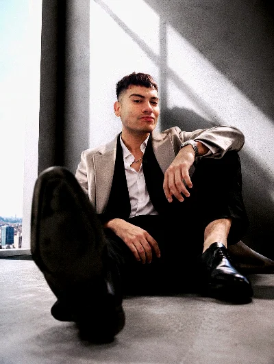 Esteban M.