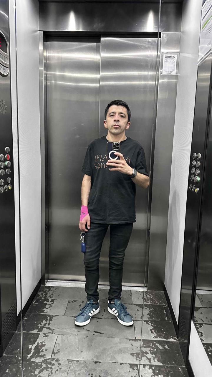 Carlos