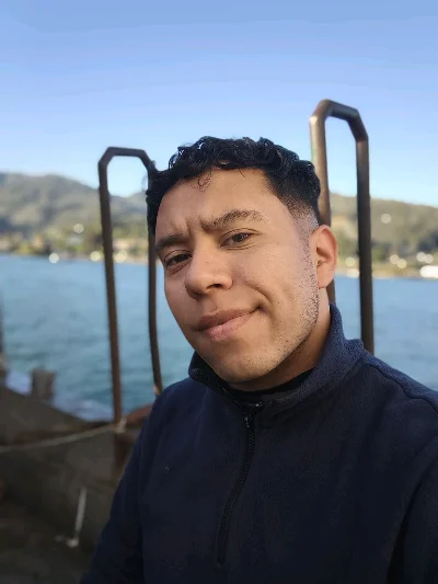 Axel M.