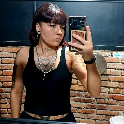 Camila Á.