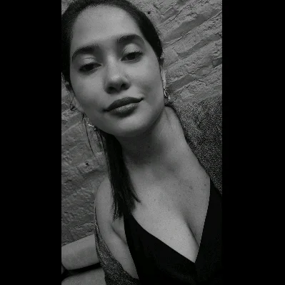 Dominique E.