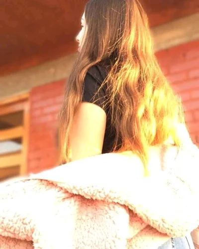 Veronica V.