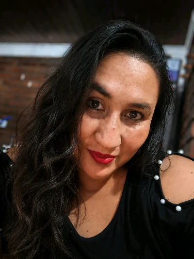 Ivette V.