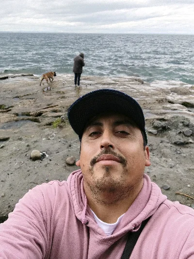 Marcelo J.